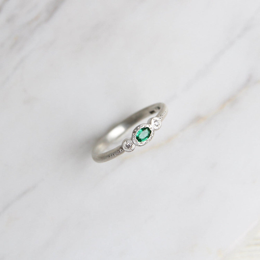 Oval & Round Charm Ring in Emerald